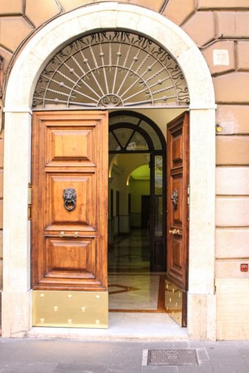 La Casa Di Piero In Via Ottaviano Apartment Rome Exterior photo